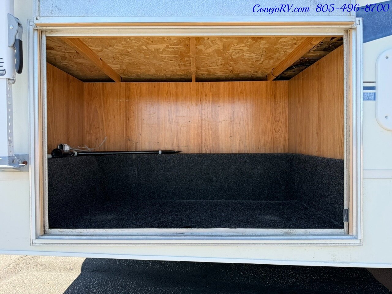 2001 Coachmen Catalina 210CB Cab Over Loft Bed 69K Miles - Photo 33 - Thousand Oaks, CA 91360