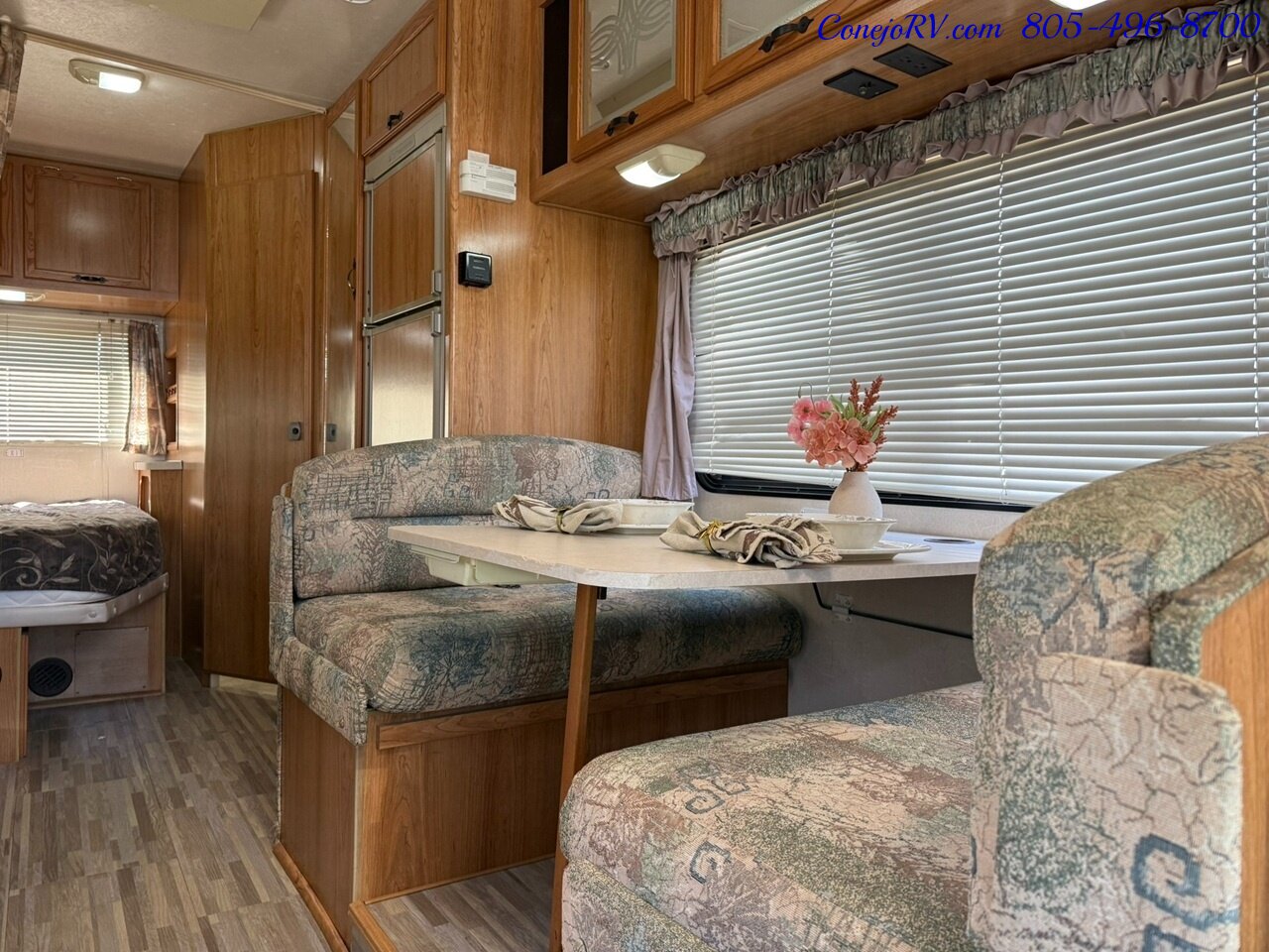 2001 Coachmen Catalina 210CB Cab Over Loft Bed 69K Miles - Photo 6 - Thousand Oaks, CA 91360