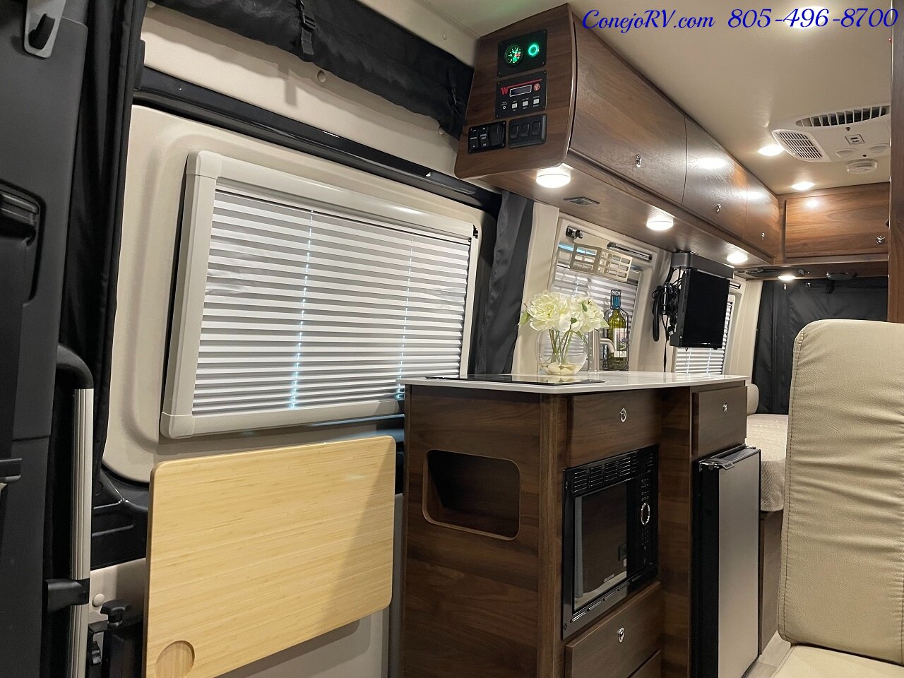 2022 Winnebago Boldt 70BL 4X4 Volta Lithium System Mercedes Turbo Diesel  10K Miles - Photo 7 - Thousand Oaks, CA 91360