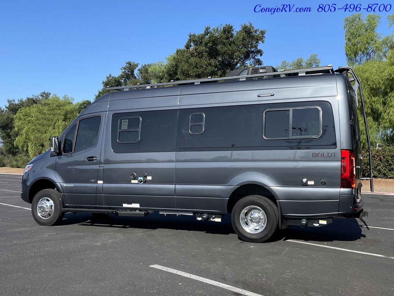 2022 Winnebago Boldt 70BL 4X4 Volta Lithium System Mercedes Turbo Diesel  10K Miles - Photo 2 - Thousand Oaks, CA 91360