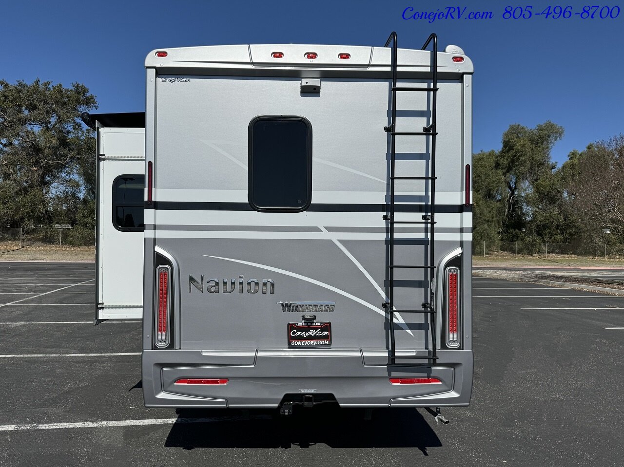 2025 Winnebago Navion 24D Full Wall Slide-Out Mercedes Turbo Diesel Full  Body Paint - Photo 51 - Thousand Oaks, CA 91360