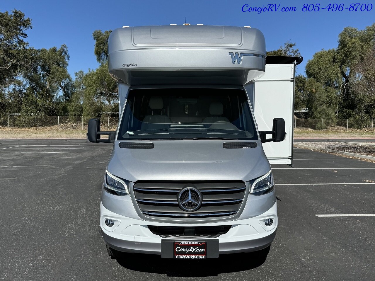 2025 Winnebago Navion 24D Full Wall Slide-Out Mercedes Turbo Diesel Full  Body Paint - Photo 52 - Thousand Oaks, CA 91360