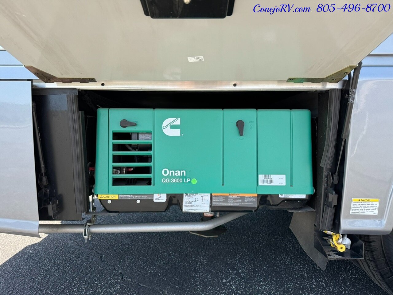 2025 Winnebago Navion 24D Full Wall Slide-Out Mercedes Turbo Diesel Full Body Paint 3K Miles - Photo 41 - Thousand Oaks, CA 91360