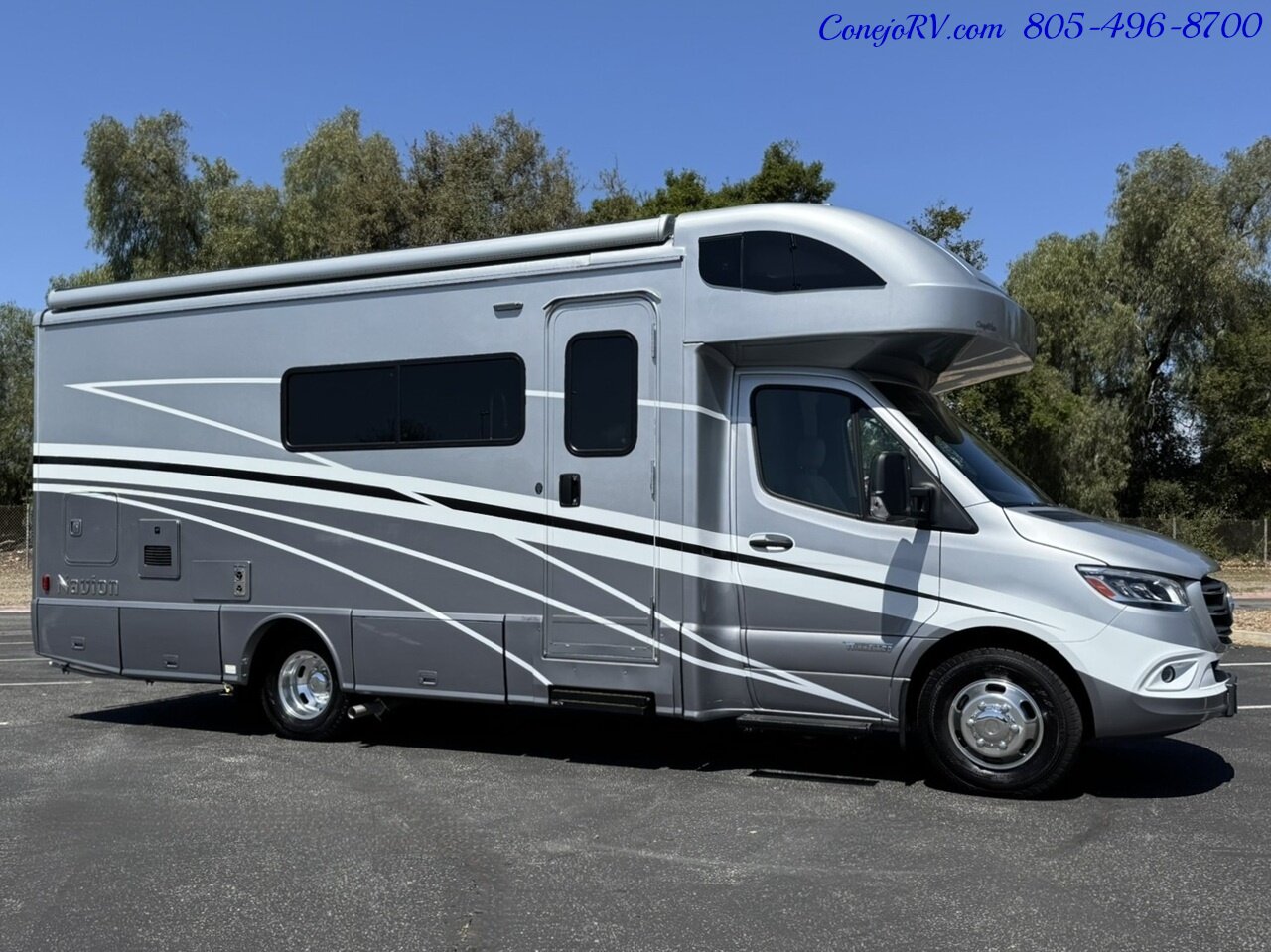 2025 Winnebago Navion 24D Full Wall Slide-Out Mercedes Turbo Diesel Full Body Paint 3K Miles - Photo 3 - Thousand Oaks, CA 91360