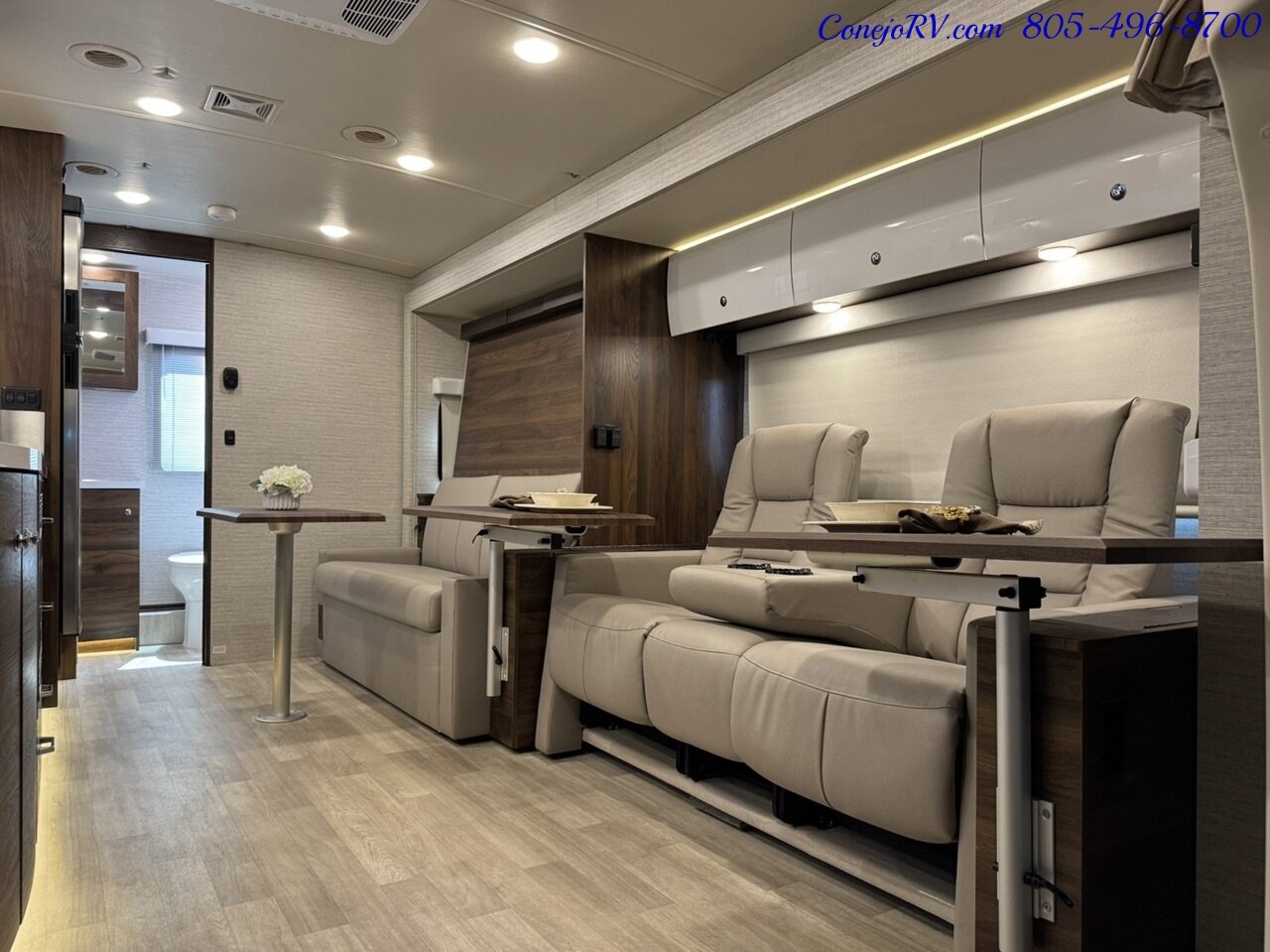 2025 Winnebago Navion 24D Full Wall Slide-Out Mercedes Turbo Diesel Full Body Paint 3K Miles - Photo 6 - Thousand Oaks, CA 91360
