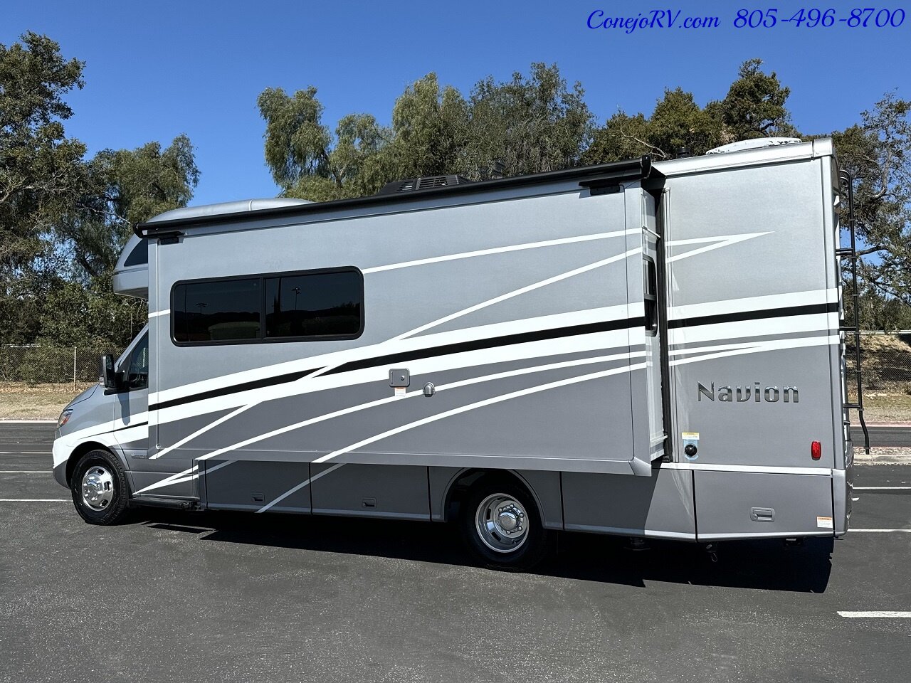 2025 Winnebago Navion 24D Full Wall Slide-Out Mercedes Turbo Diesel Full  Body Paint - Photo 2 - Thousand Oaks, CA 91360