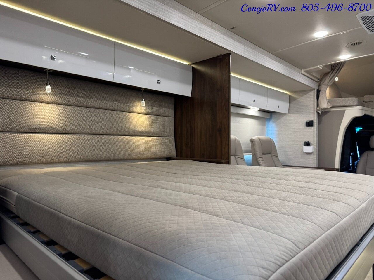 2025 Winnebago Navion 24D Full Wall Slide-Out Mercedes Turbo Diesel Full Body Paint 3K Miles - Photo 21 - Thousand Oaks, CA 91360