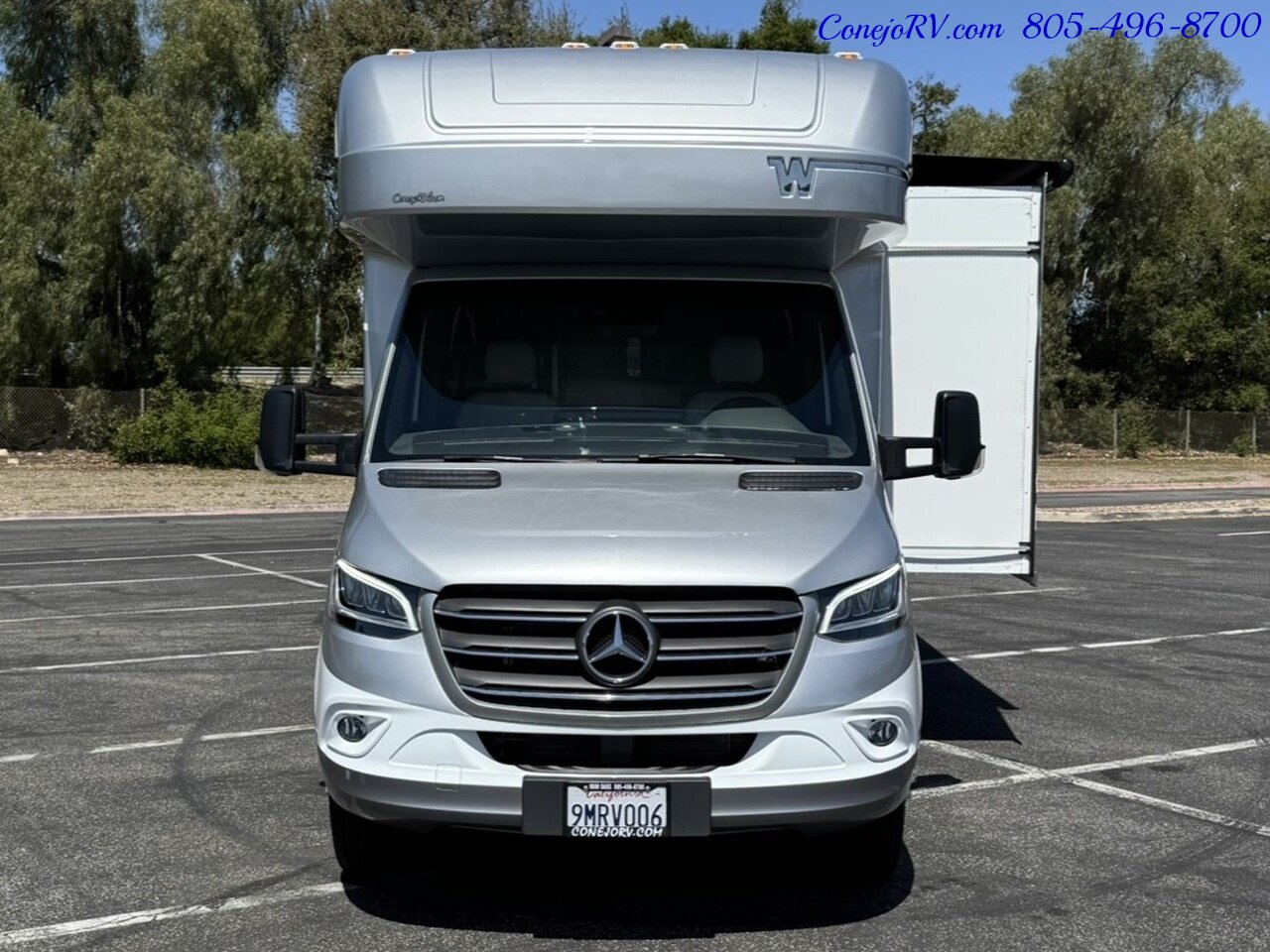 2025 Winnebago Navion 24D Full Wall Slide-Out Mercedes Turbo Diesel Full Body Paint 3K Miles - Photo 47 - Thousand Oaks, CA 91360