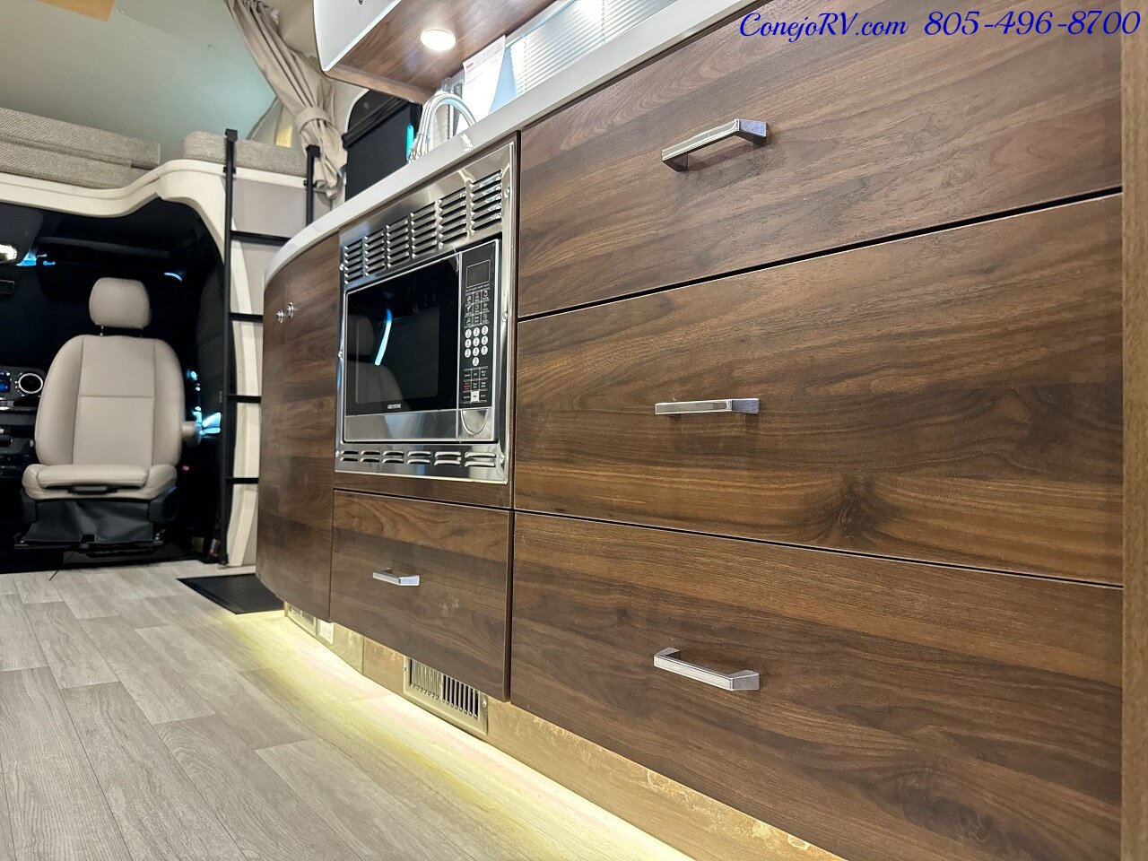 2025 Winnebago Navion 24D Full Wall Slide-Out Mercedes Turbo Diesel Full  Body Paint - Photo 19 - Thousand Oaks, CA 91360