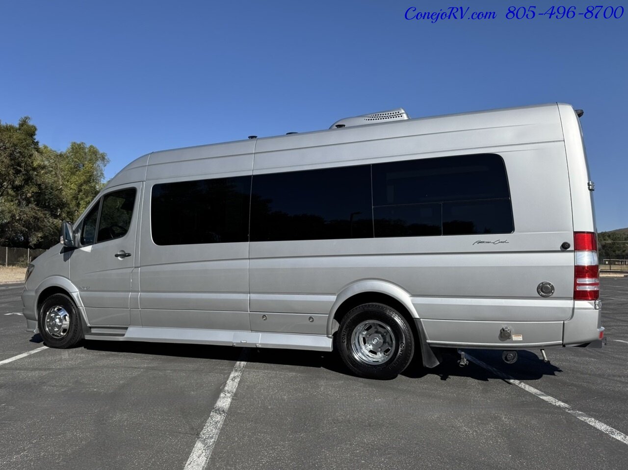 2020 American Coach Patriot By Midwest Automotive Designs 170 Mercedes  Turbo Diesel Power 18K Miles - Photo 2 - Thousand Oaks, CA 91360