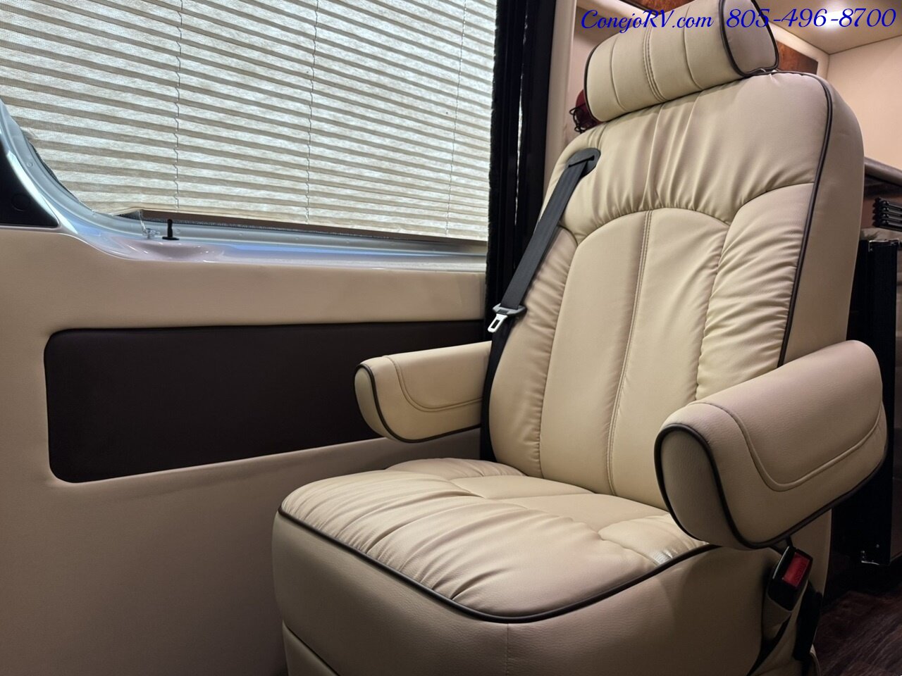 2020 American Coach Patriot By Midwest Automotive Designs 170 Mercedes  Turbo Diesel Power 18K Miles - Photo 8 - Thousand Oaks, CA 91360