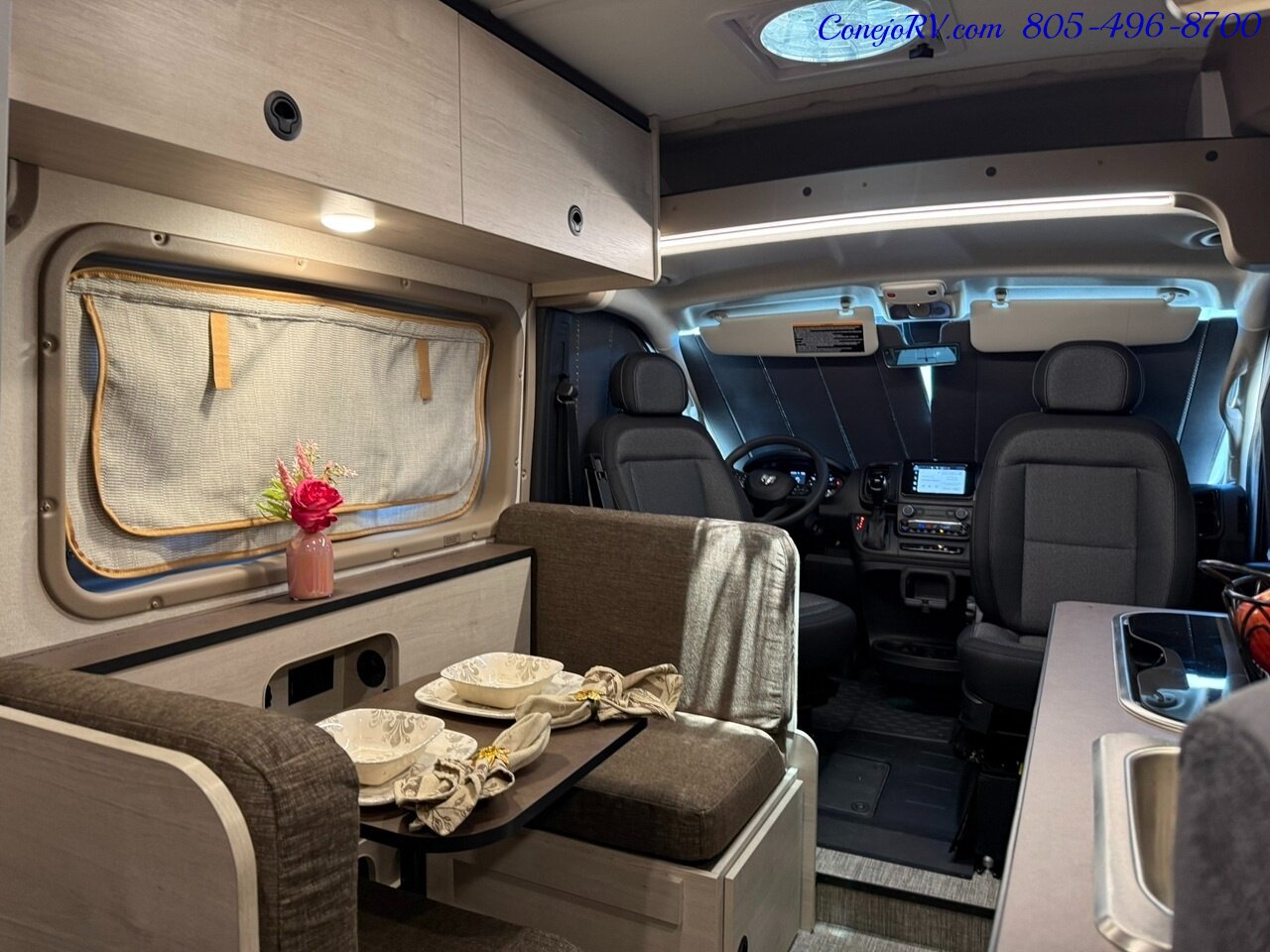 2027 Winnebago Solis Pocket 36A **New for 2027 2.8KW GENERATOR** Roof AC Murphy Bed Full Galley - Photo 27 - Thousand Oaks, CA 91360