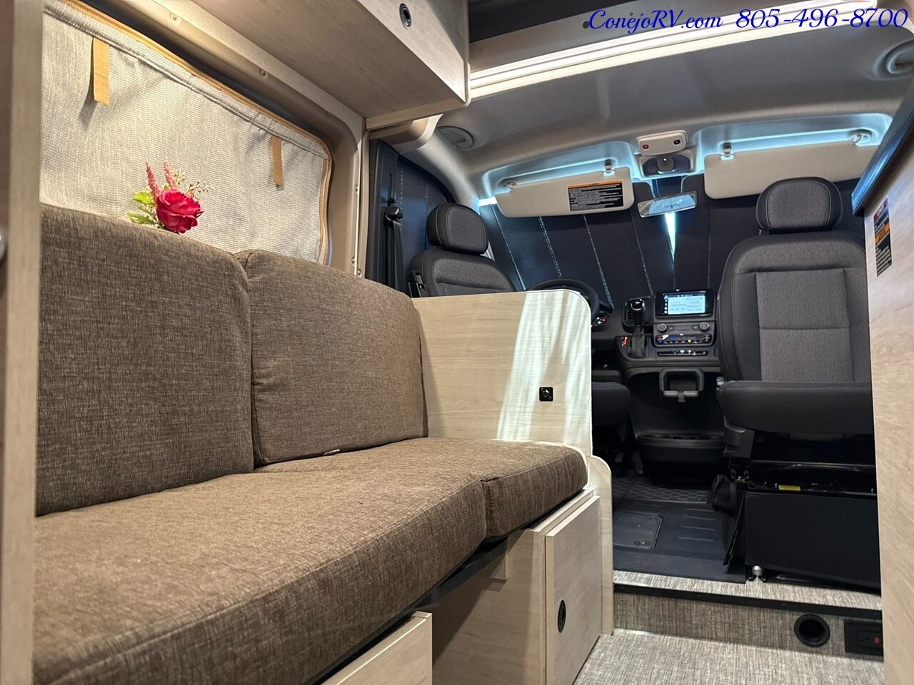 2027 Winnebago Solis Pocket 36A **New for 2027 2.8KW GENERATOR** Roof AC Murphy Bed Full Galley - Photo 28 - Thousand Oaks, CA 91360