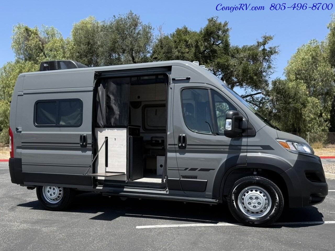 2027 Winnebago Solis Pocket 36A **New for 2027 2.8KW GENERATOR** Roof AC Murphy Bed Full Galley - Photo 4 - Thousand Oaks, CA 91360