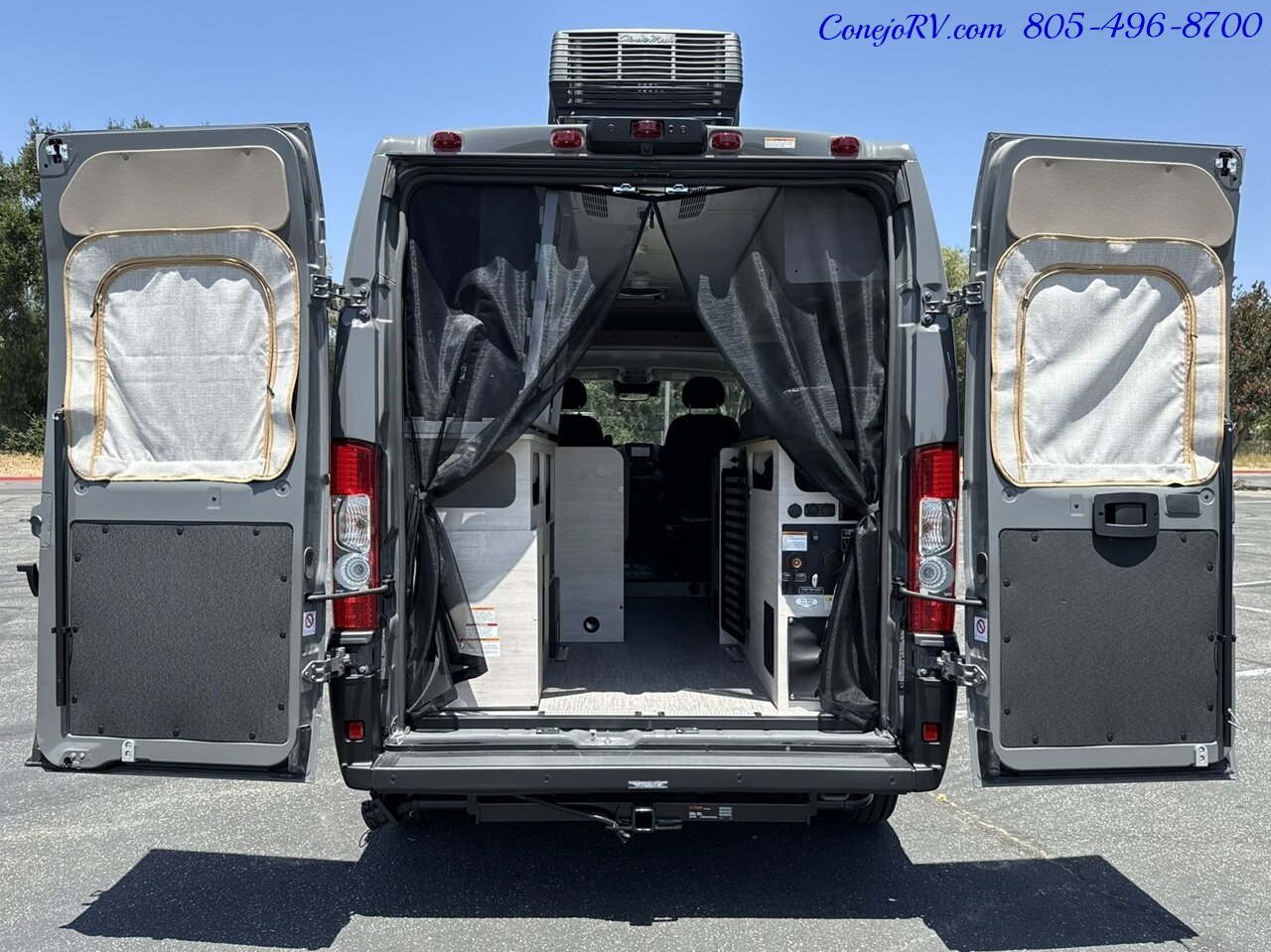 2027 Winnebago Solis Pocket 36A **New for 2027 2.8KW GENERATOR** Roof AC Murphy Bed Full Galley - Photo 37 - Thousand Oaks, CA 91360
