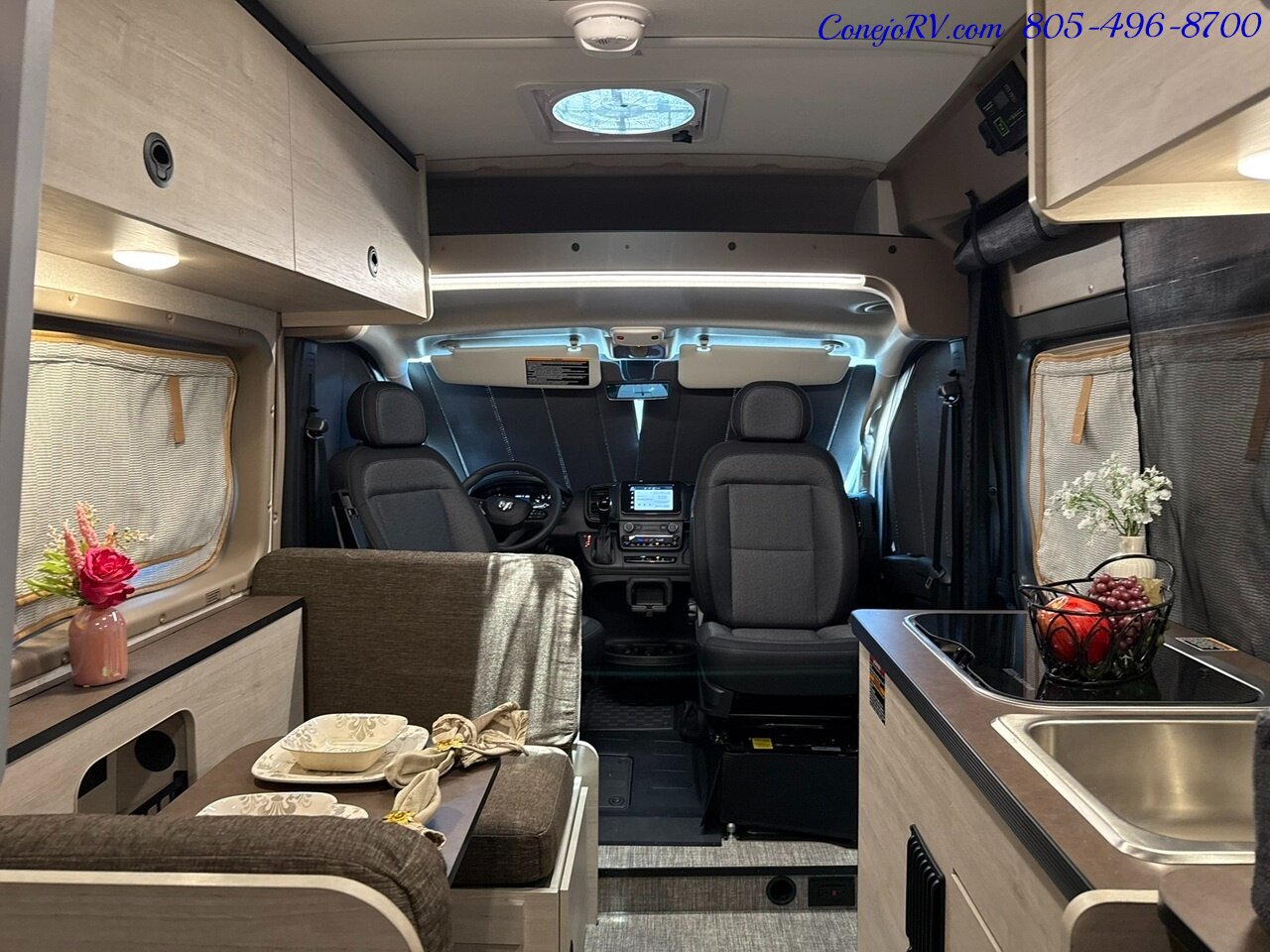 2027 Winnebago Solis Pocket 36A **New for 2027 2.8KW GENERATOR** Roof AC Murphy Bed Full Galley - Photo 25 - Thousand Oaks, CA 91360