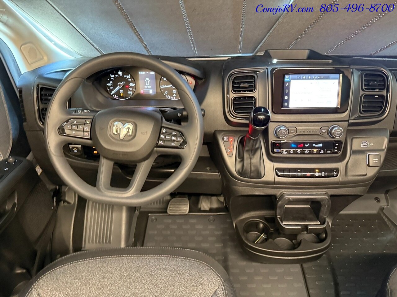 2027 Winnebago Solis Pocket 36A **New for 2027 2.8KW GENERATOR** Roof AC Murphy Bed Full Galley - Photo 32 - Thousand Oaks, CA 91360