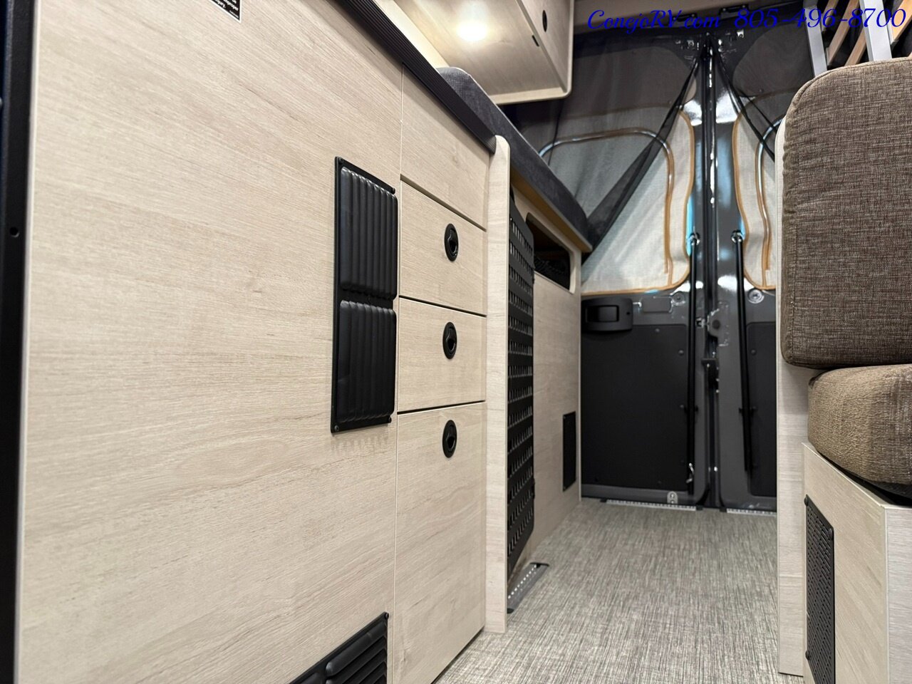 2027 Winnebago Solis Pocket 36A **New for 2027 2.8KW GENERATOR** Roof AC Murphy Bed Full Galley - Photo 14 - Thousand Oaks, CA 91360