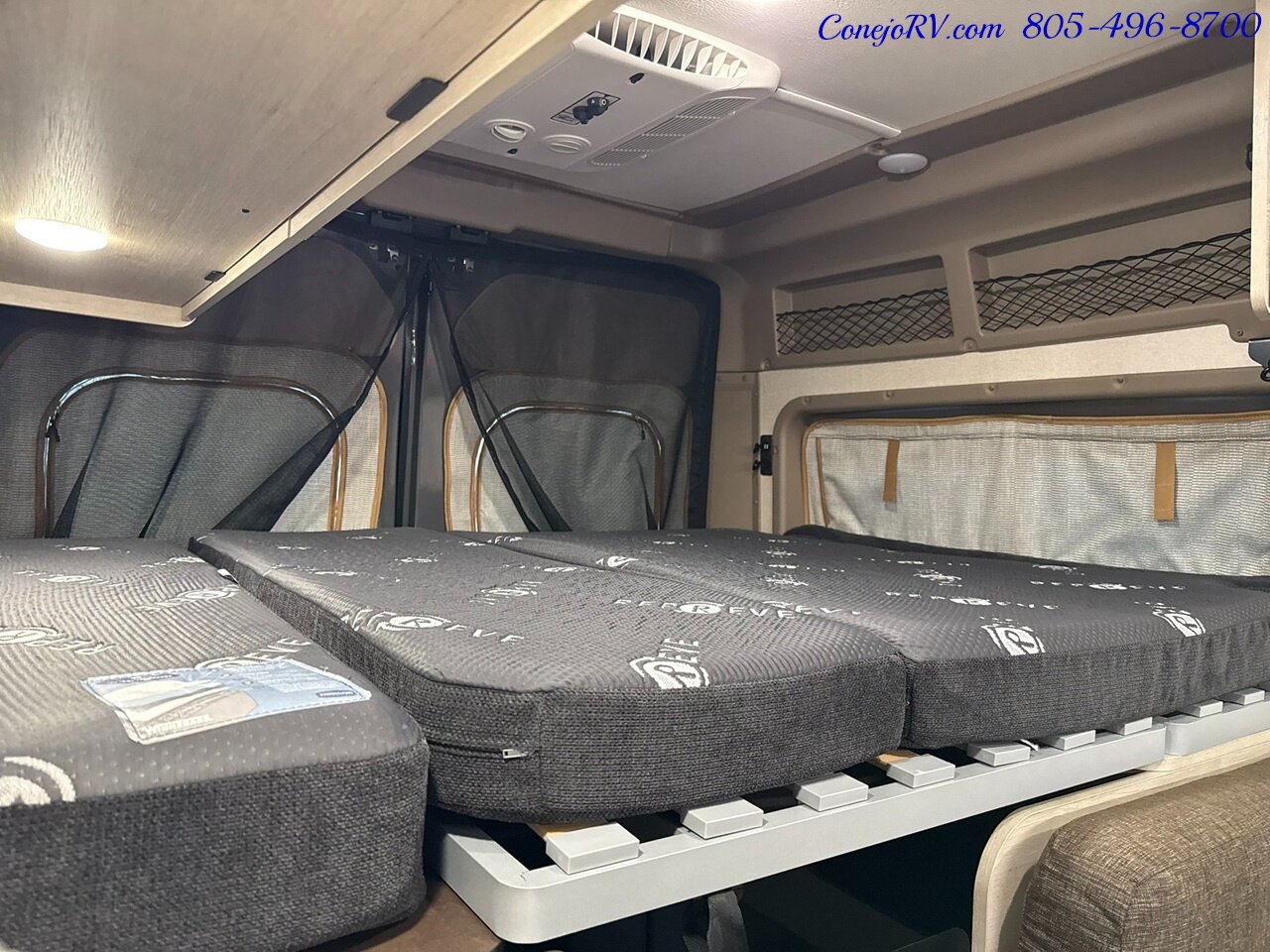 2027 Winnebago Solis Pocket 36A **New for 2027 2.8KW GENERATOR** Roof AC Murphy Bed Full Galley - Photo 20 - Thousand Oaks, CA 91360