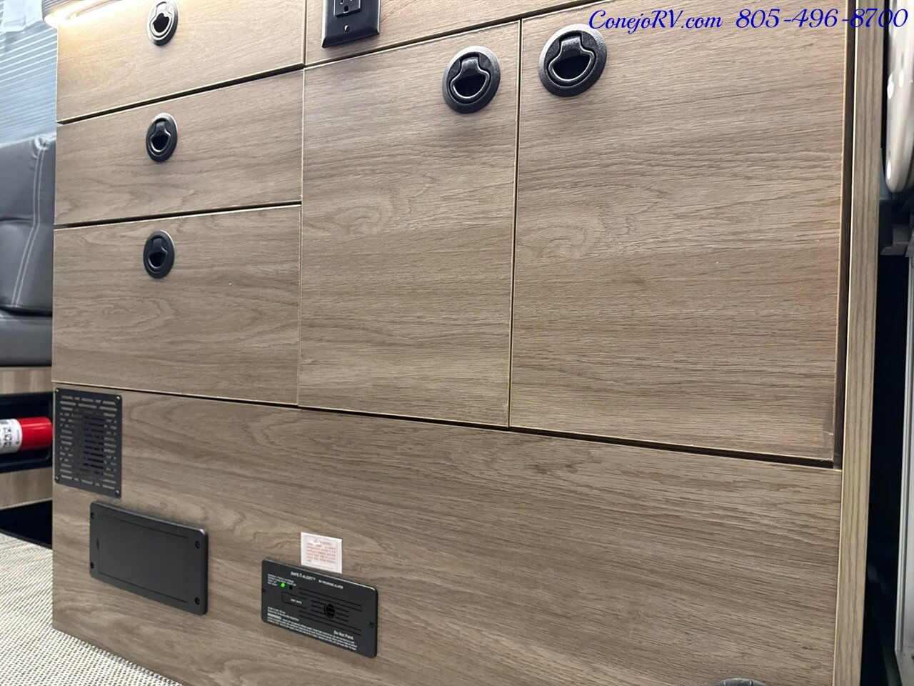 2026 Winnebago Ekko 23B Mercedes Sprinter Lithium Power All Wheel Drive   - Photo 19 - Thousand Oaks, CA 91360