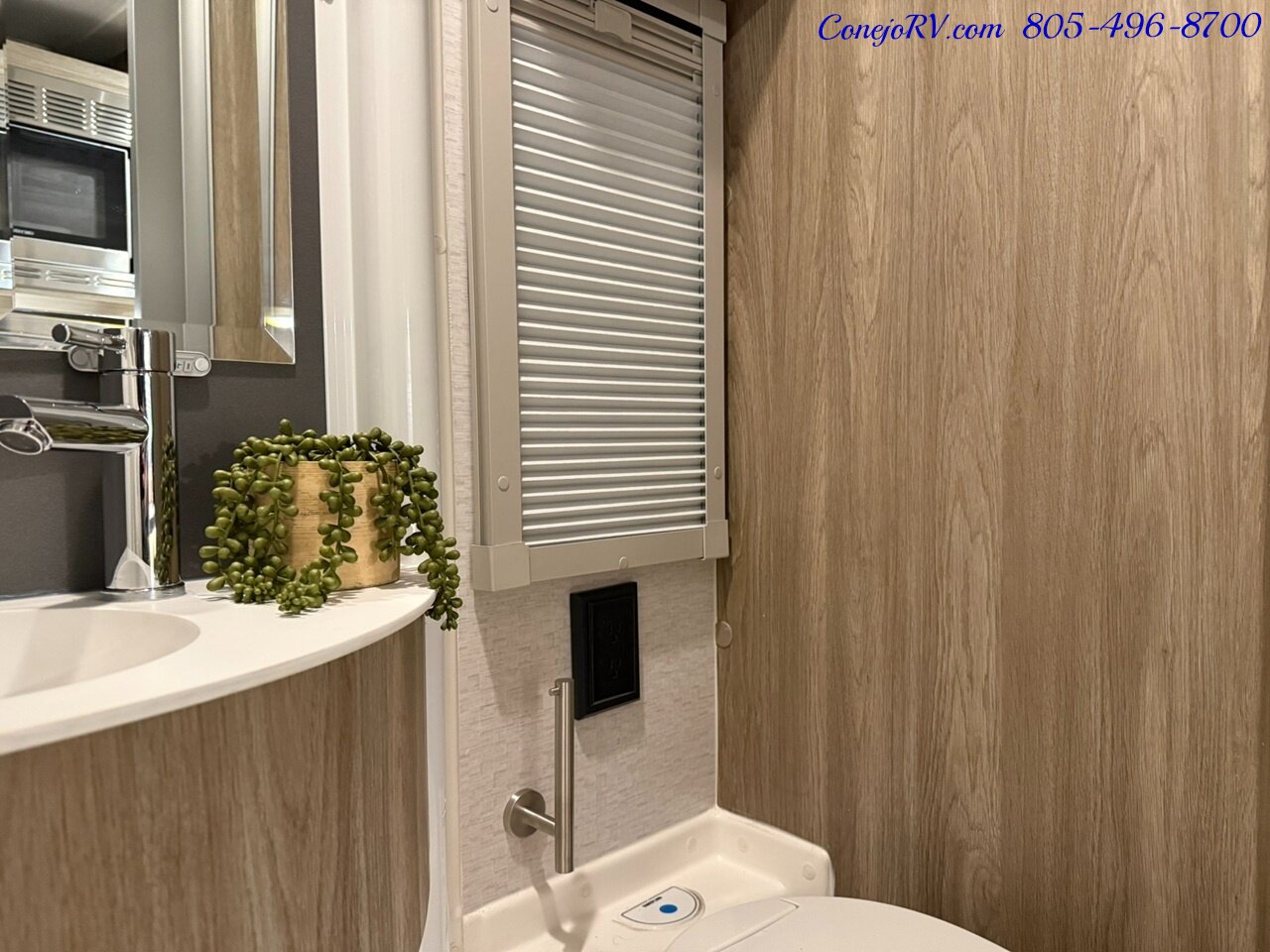 2026 Winnebago Ekko 23B Mercedes Sprinter Lithium Power All Wheel Drive   - Photo 22 - Thousand Oaks, CA 91360