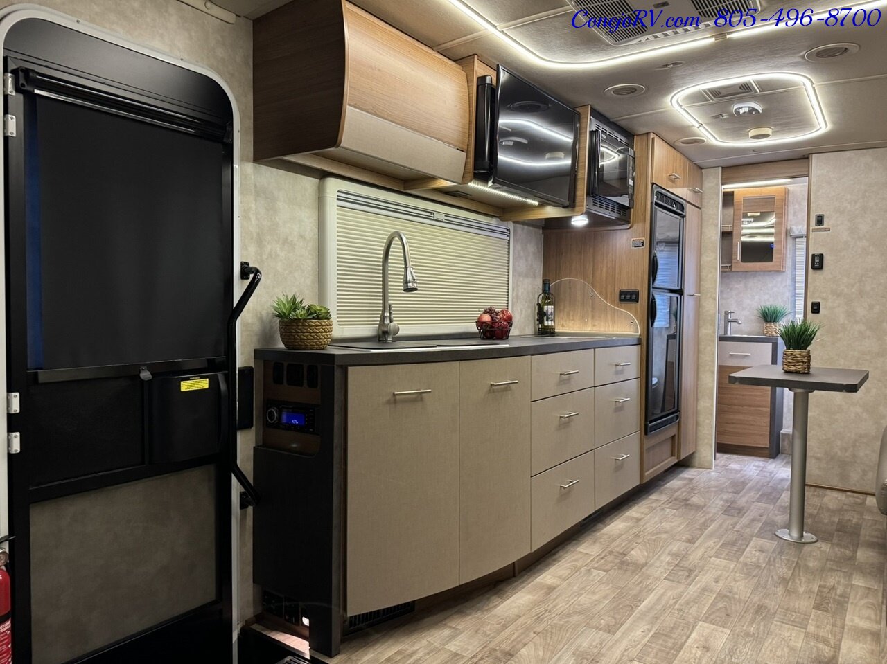 2019 Winnebago Navion 24D Full Wall Slide-Out Mercedes Turbo Diesel 17K  Miles - Photo 7 - Thousand Oaks, CA 91360