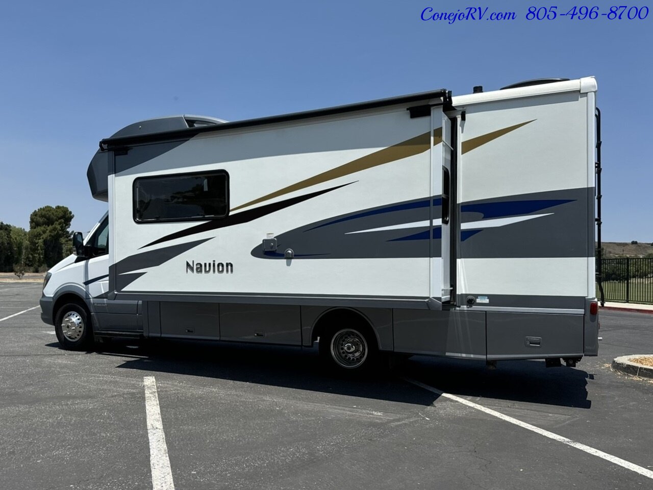 2019 Winnebago Navion 24D Full Wall Slide-Out Mercedes Turbo Diesel 17K  Miles - Photo 2 - Thousand Oaks, CA 91360