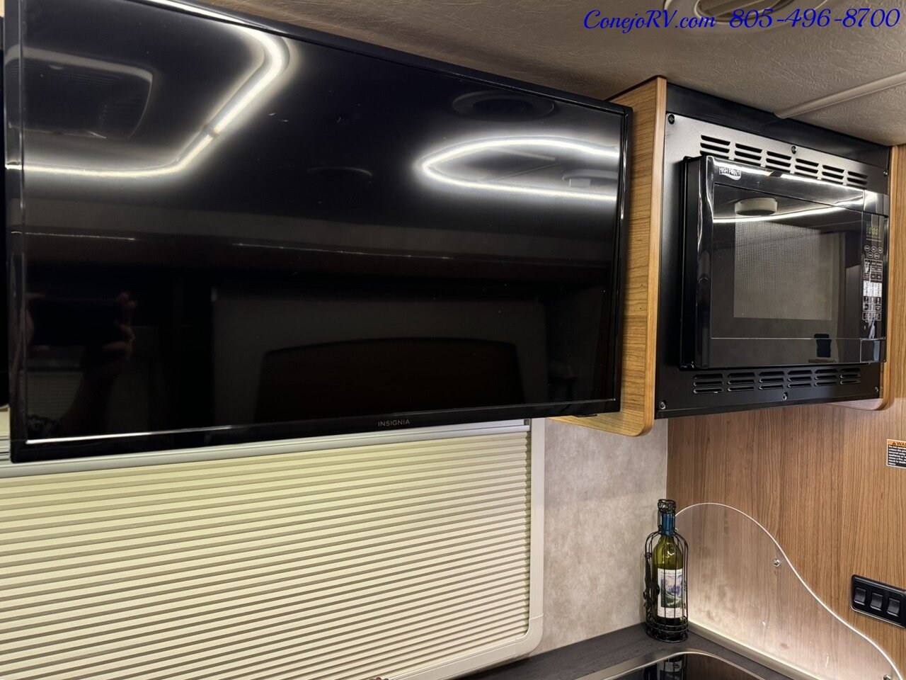 2019 Winnebago Navion 24D Full Wall Slide-Out Mercedes Turbo Diesel 17K  Miles - Photo 14 - Thousand Oaks, CA 91360