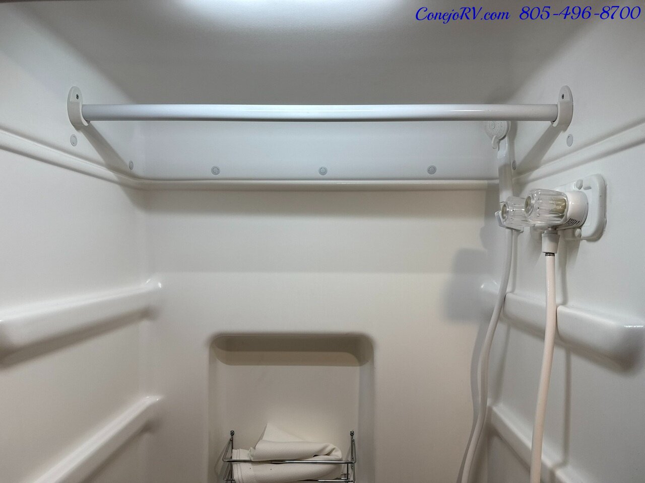 2026 Winnebago Solis 59P **NEW FOR 2026 2.8KW GENERATOR**Pop Top Full  Galley Convertible SOFA Roof AC - Photo 16 - Thousand Oaks, CA 91360