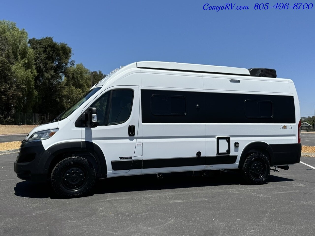 2025 Winnebago Solis 59PX Murphy Bed Pop Top Full Galley   - Photo 42 - Thousand Oaks, CA 91360