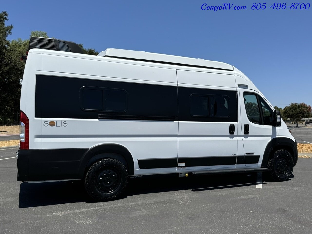 2025 Winnebago Solis 59PX Murphy Bed Pop Top Full Galley   - Photo 4 - Thousand Oaks, CA 91360