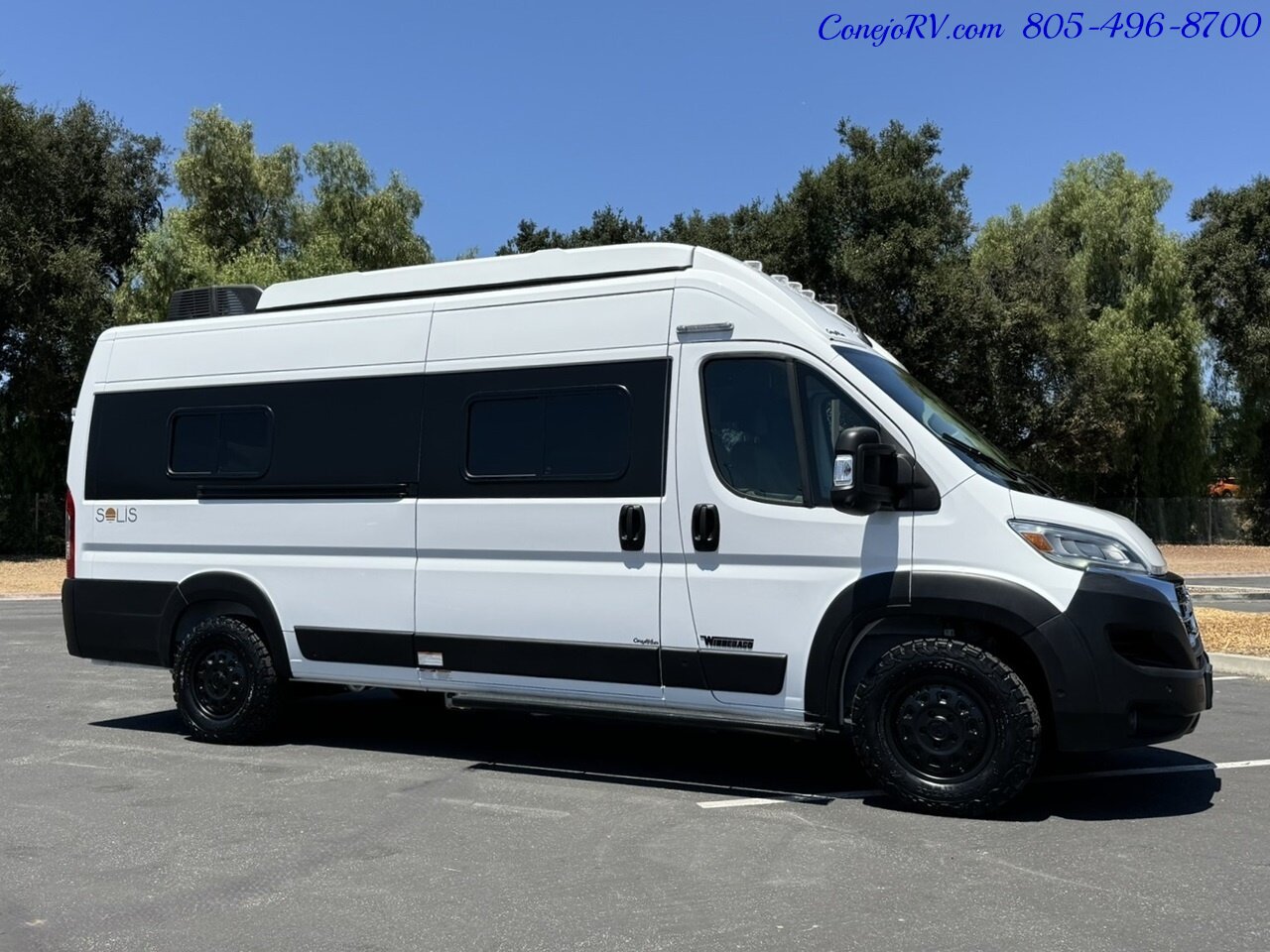 2025 Winnebago Solis 59PX Murphy Bed Pop Top Full Galley   - Photo 3 - Thousand Oaks, CA 91360