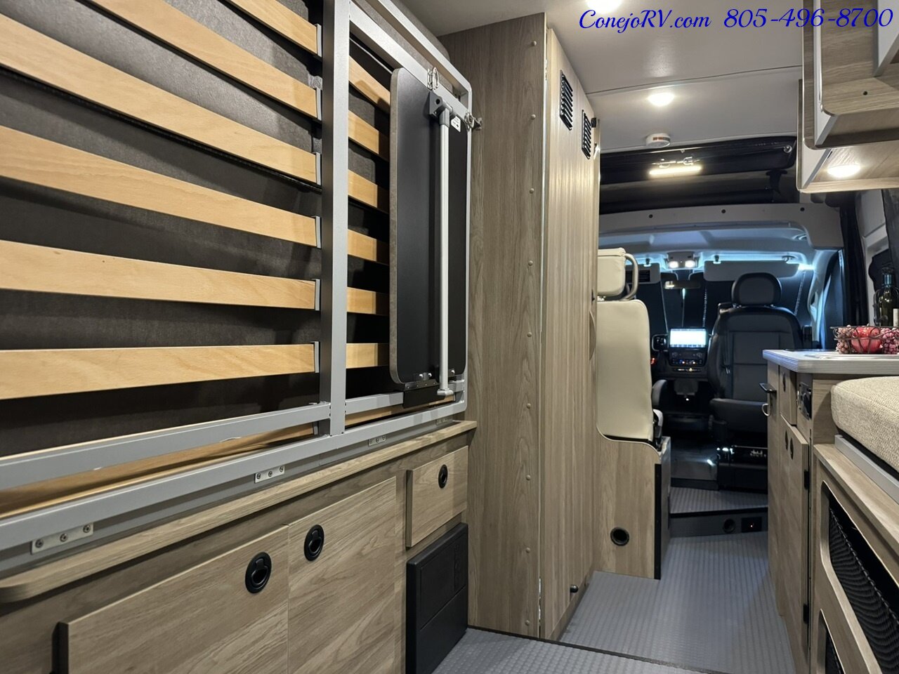 2025 Winnebago Solis 59PX Murphy Bed Pop Top Full Galley   - Photo 27 - Thousand Oaks, CA 91360