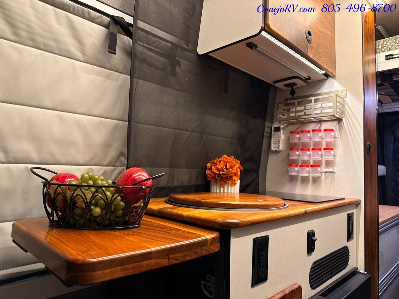2020 Winnebago Revel 44E 4X4 Sprinter Mercedes Turbo Diesel 89K Miles - Photo 11 - Thousand Oaks, CA 91360