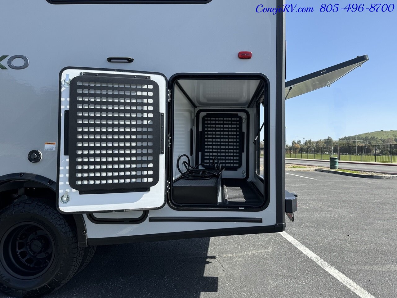 2025 Winnebago Ekko 23B Mercedes Sprinter Lithium Power All Wheel Drive   - Photo 42 - Thousand Oaks, CA 91360