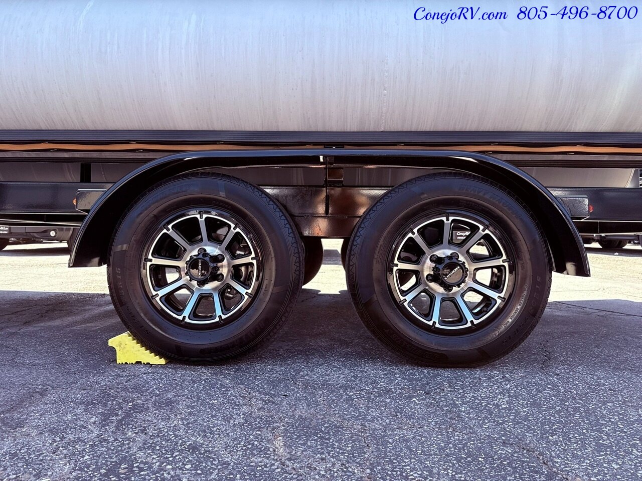 2024 Frontier Pontoons 24' Cruiser - Photo 22 - Thousand Oaks, CA 91360