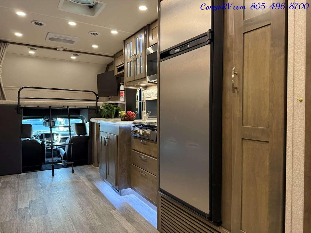 2022 Dynamax Isata 5 Series Xplorer 30FW FOUR WHEEL DRIVE Super-C Full Body Paint Cummins Turbo Diesel 16K Miles - Photo 28 - Thousand Oaks, CA 91360