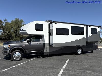 2022 Dynamax Isata 5 Series Xplorer 30FW FOUR WHEEL DRIVE Super-C Full  Body Paint Cummins Turbo Diesel 16K Miles