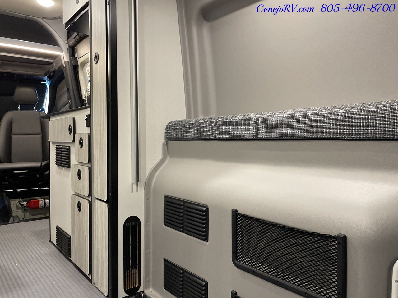 2024 Winnebago Revel 44E 4X4 Sprinter Mercedes Turbo Diesel, 320 AH Lithium   - Photo 30 - Thousand Oaks, CA 91360