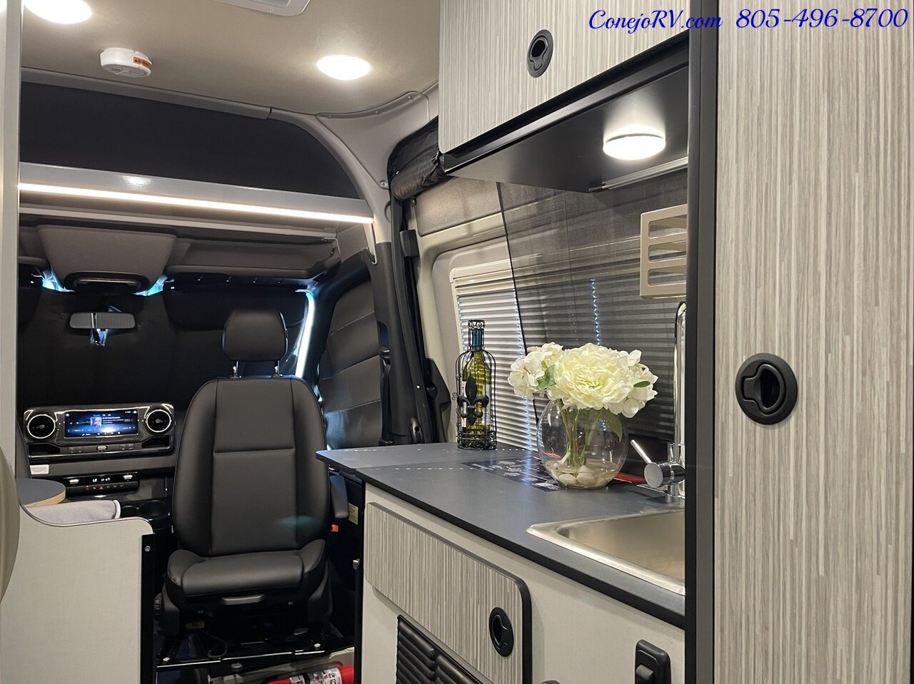 2024 Winnebago Revel 44E 4X4 Sprinter Mercedes Turbo Diesel, 320 AH Lithium   - Photo 32 - Thousand Oaks, CA 91360