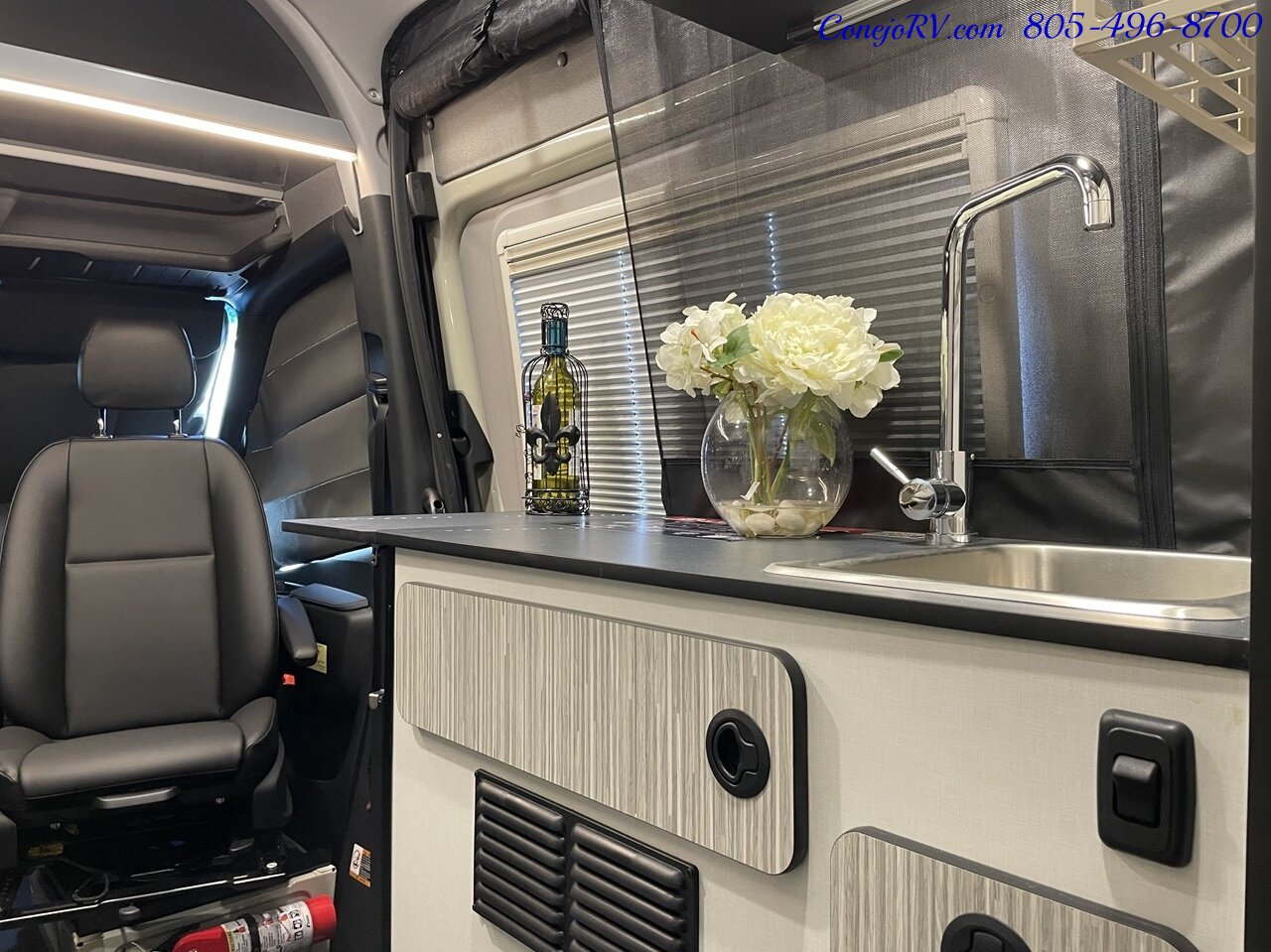 2024 Winnebago Revel 44E 4X4 Sprinter Mercedes Turbo Diesel, 320 AH Lithium   - Photo 14 - Thousand Oaks, CA 91360