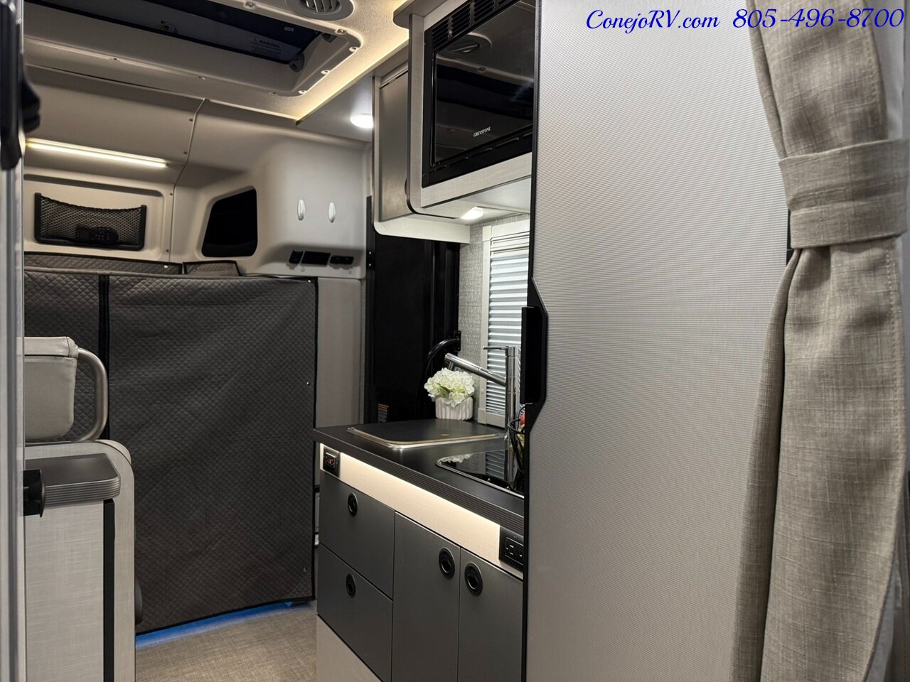 2023 Winnebago Ekko 22A Lithium Power 310HP All Wheel Drive Pop Top 25K Miles - Photo 31 - Thousand Oaks, CA 91360