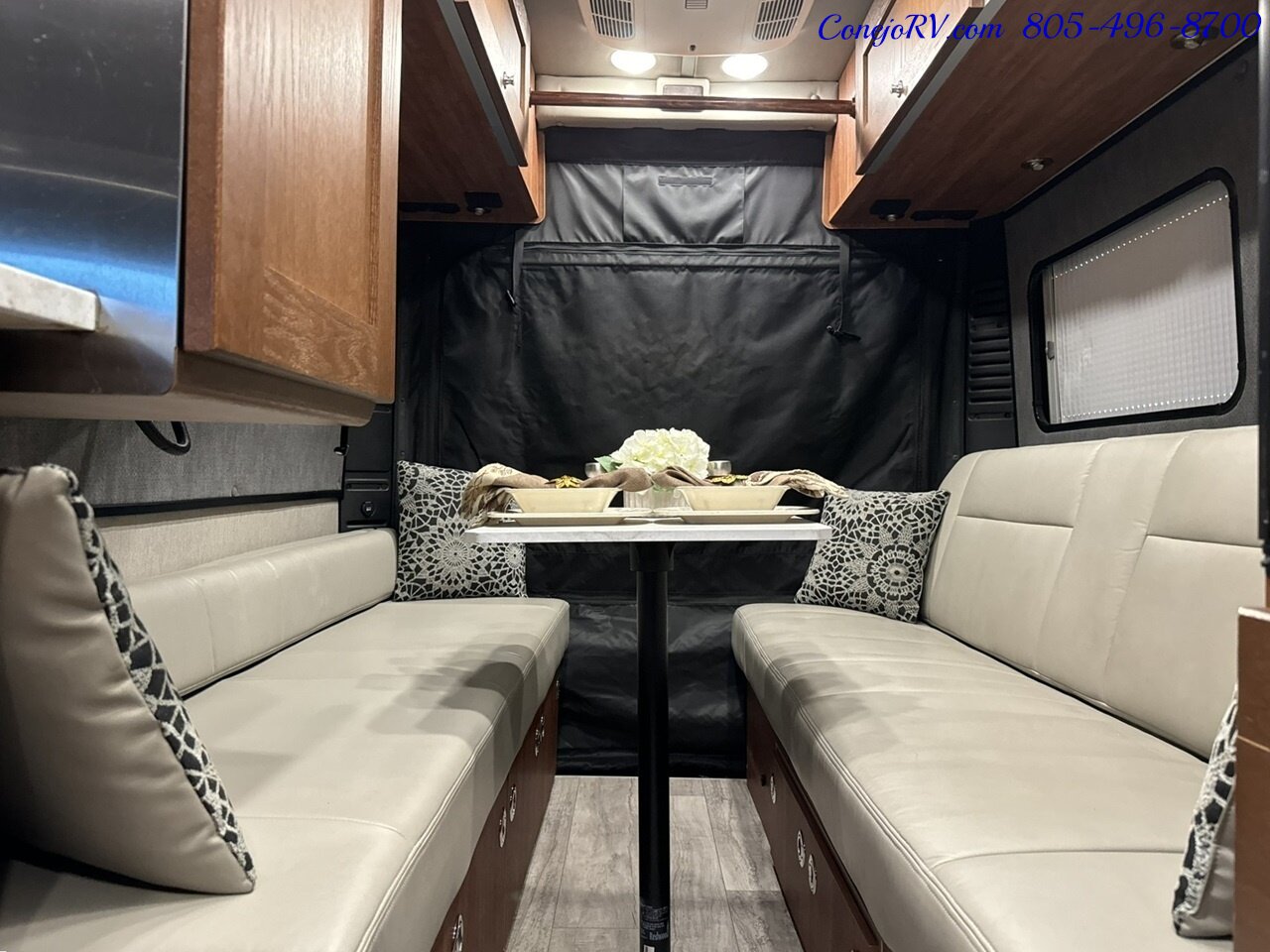 2021 Roadtrek Zion Slumber Lithium System Power Lounge Opposing Couches Pop  Top - Photo 17 - Thousand Oaks, CA 91360