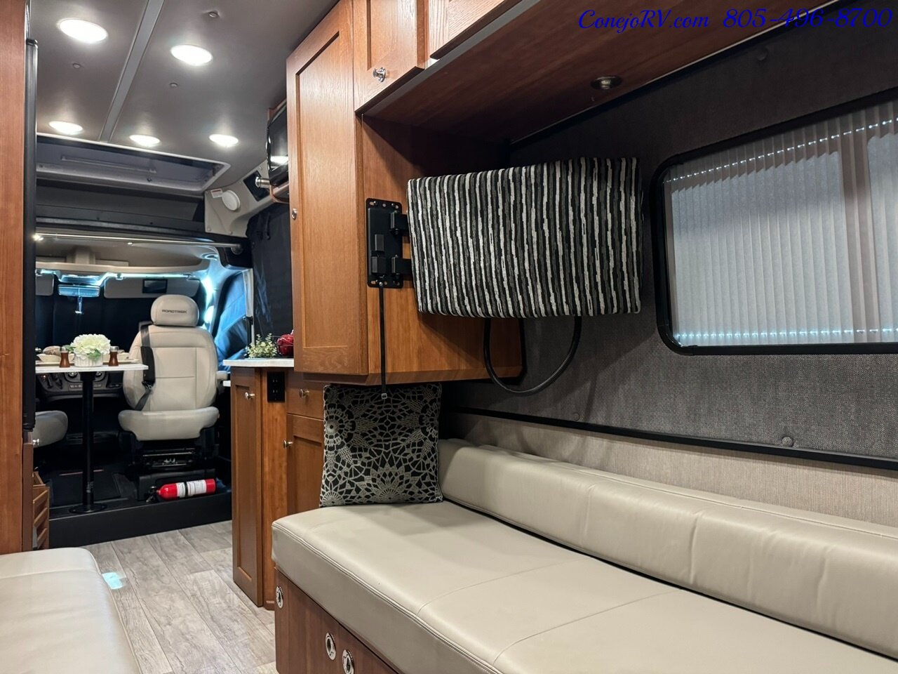 2021 Roadtrek Zion Slumber Lithium System Power Lounge Opposing Couches Pop  Top - Photo 28 - Thousand Oaks, CA 91360