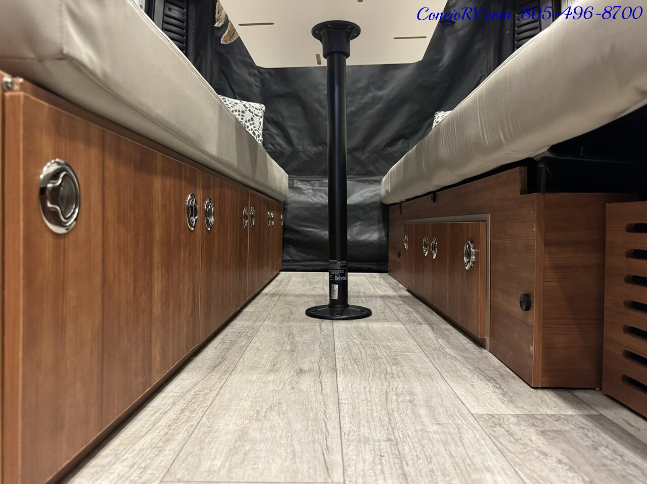 2021 Roadtrek Zion Slumber Lithium System Power Lounge Opposing Couches Pop  Top - Photo 16 - Thousand Oaks, CA 91360