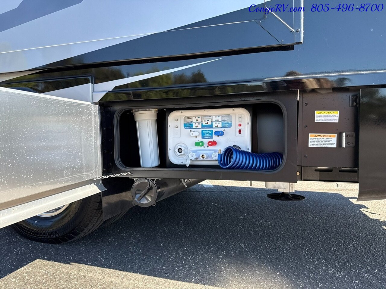 2026 Tiffin Wayfarer 25XRW Murphy Bed Full Wall Slide-Out Theater Seats Mercedes Turbo Diesel Full Body Paint - Photo 47 - Thousand Oaks, CA 91360
