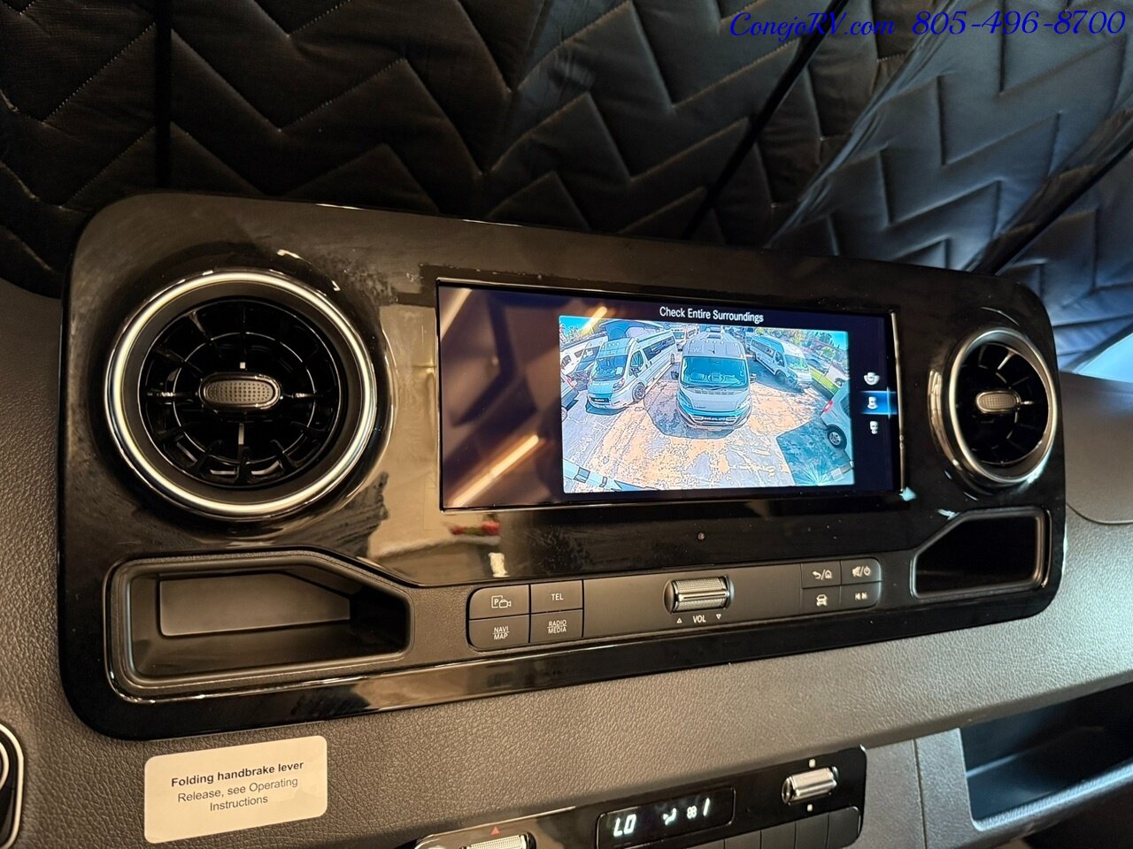 2026 Tiffin Wayfarer 25XRW Murphy Bed Full Wall Slide-Out Theater Seats Mercedes Turbo Diesel Full Body Paint - Photo 39 - Thousand Oaks, CA 91360