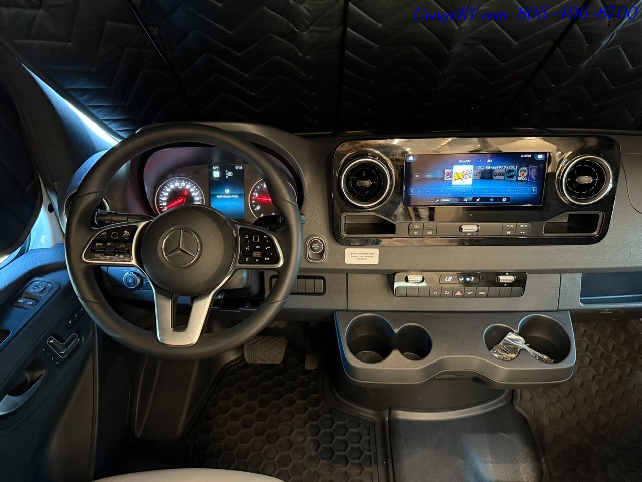 2026 Tiffin Wayfarer 25XRW Murphy Bed Full Wall Slide-Out Theater Seats Mercedes Turbo Diesel Full Body Paint - Photo 37 - Thousand Oaks, CA 91360