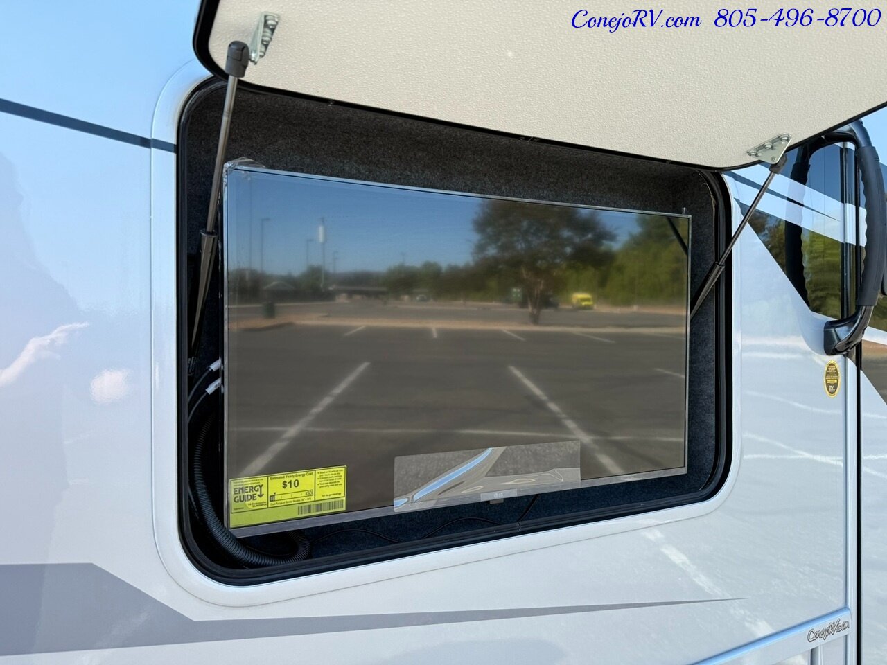 2026 Tiffin Wayfarer 25XRW Murphy Bed Full Wall Slide-Out Theater Seats Mercedes Turbo Diesel Full Body Paint - Photo 52 - Thousand Oaks, CA 91360