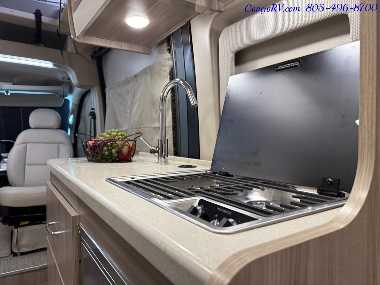 2023 Thor Sequence 20J Full Galley Rear Lounge Pop Top - Photo 15 - Thousand Oaks, CA 91360